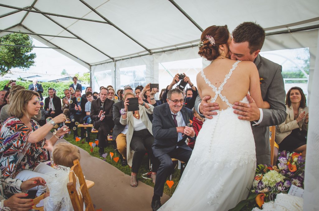 cérémonie laique , sous chapiteau mariage